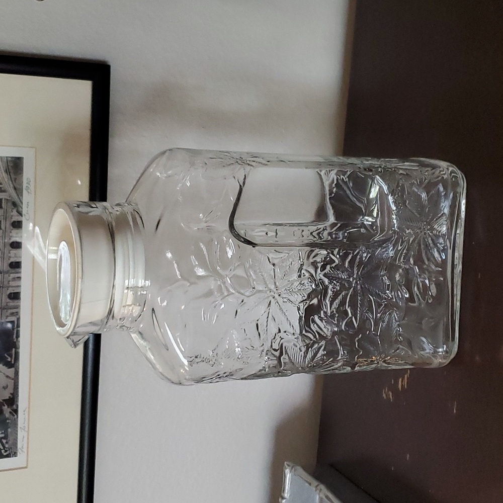 Fantasia By Princess House Juice Pitcher
